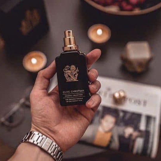 Nước Hoa Chính Hãng Đồng Hới – Top Mùi Hương Được Khách Hàng Yêu Thích Nhất